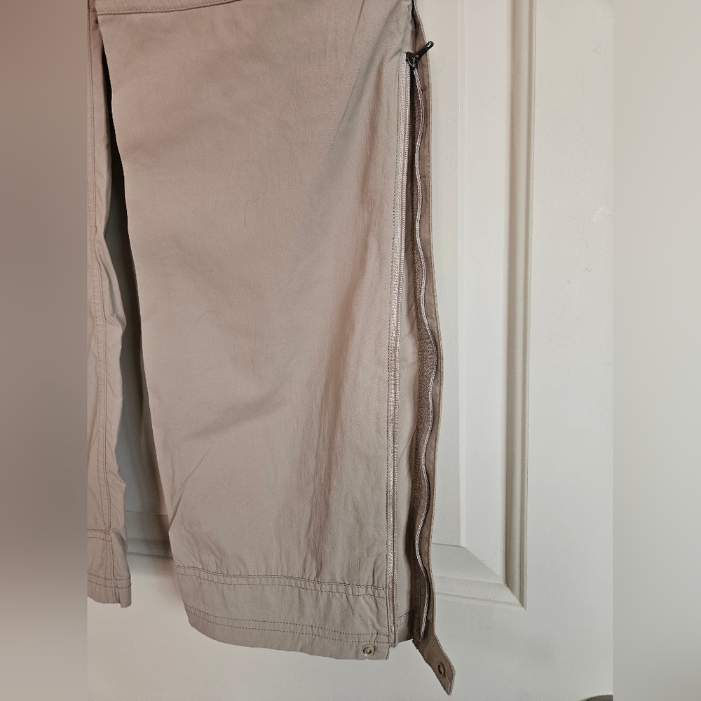 REI Co-op Cargo Pants Tan Relaxed Fit Women's 8 Petite - Picture 7 of 10
